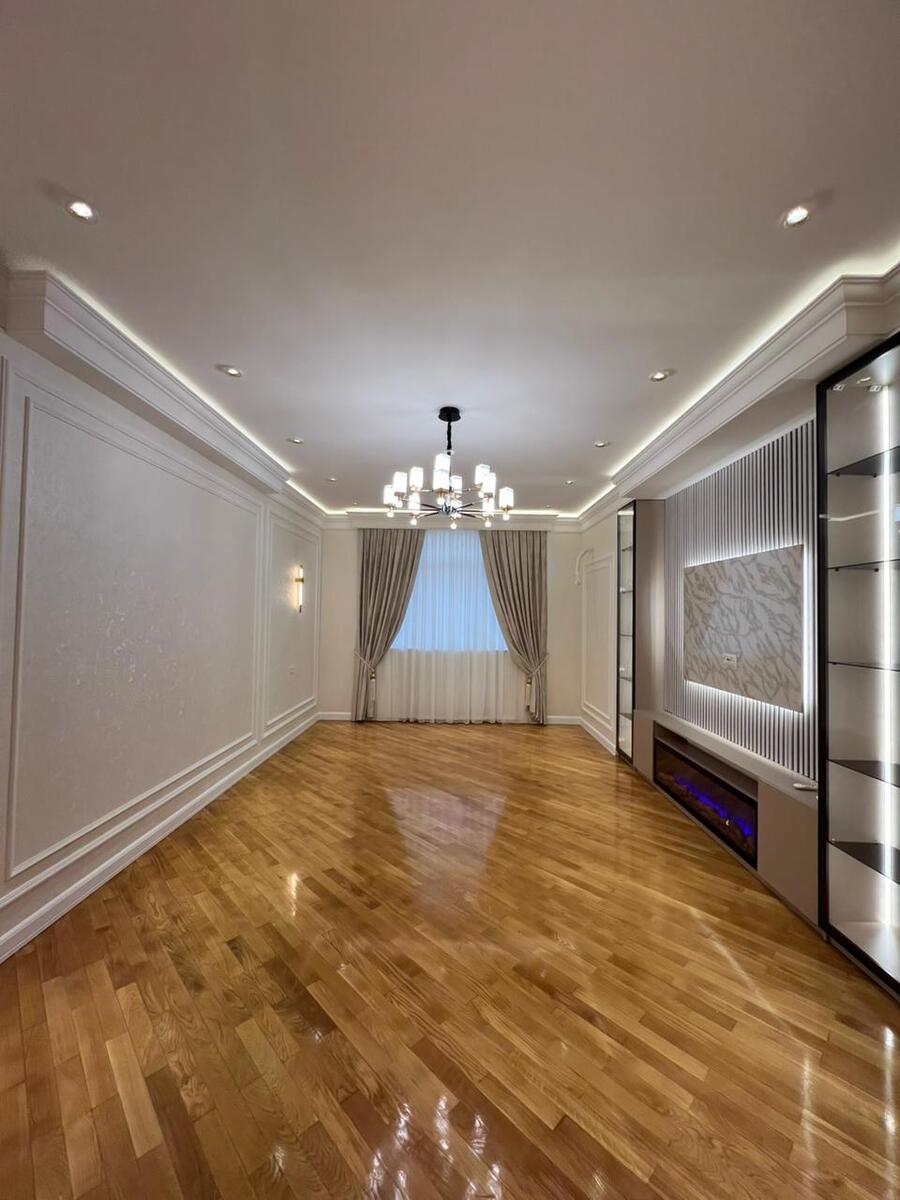 Satılır 4 otaqlı yeni tikili 172 m² — Mənzil, Bakı