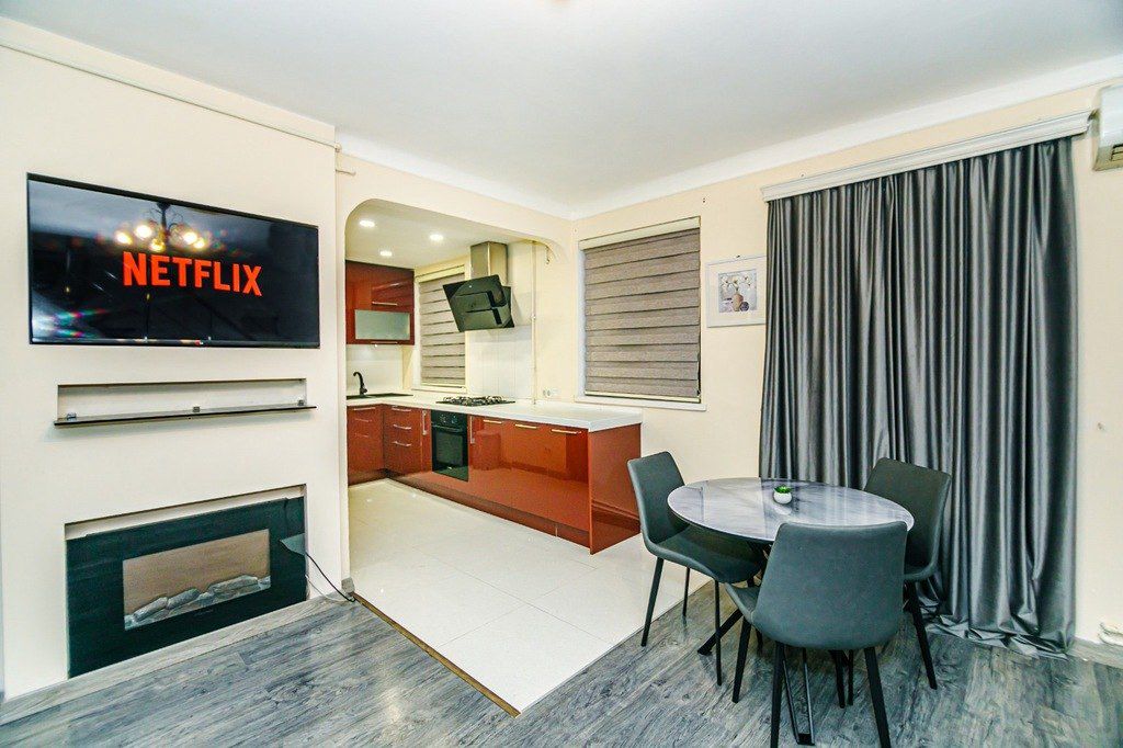 İcarəyə verilir 2 otaqlı köhnə tikili 86 m² — Mənzil, Bakı (5)