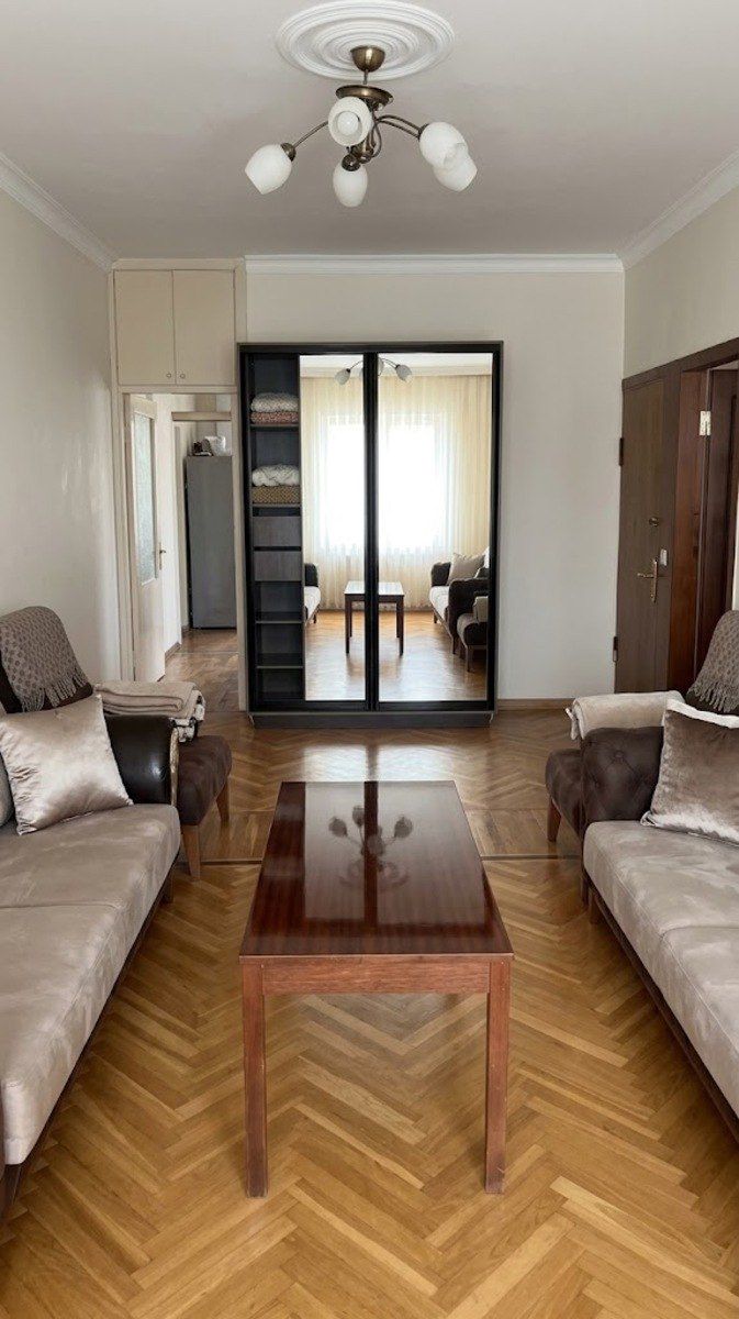 Satılır 4 otaqlı köhnə tikili 100 m² — Mənzil, Bakı (2)
