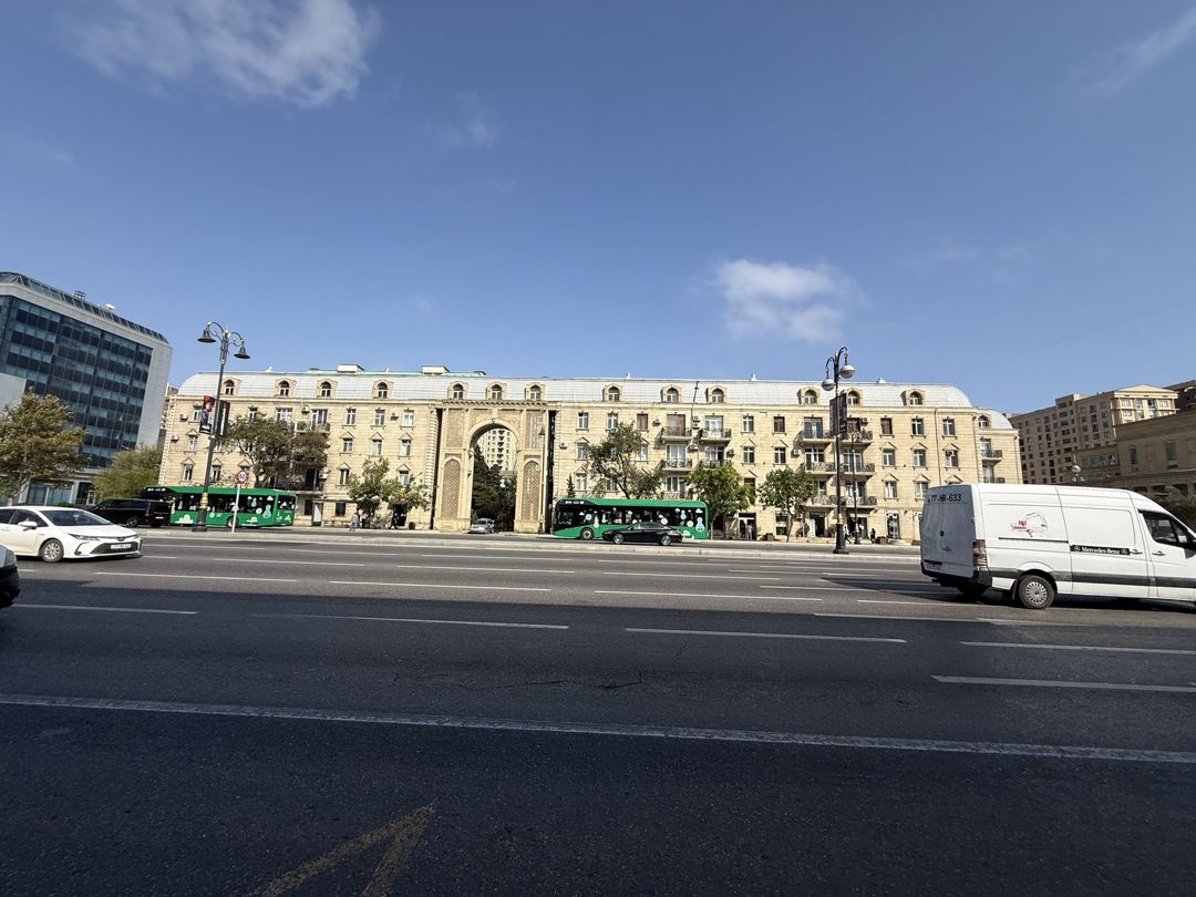 Satılır 3 otaqlı köhnə tikili 100 m² — Mənzil, Bakı (3)