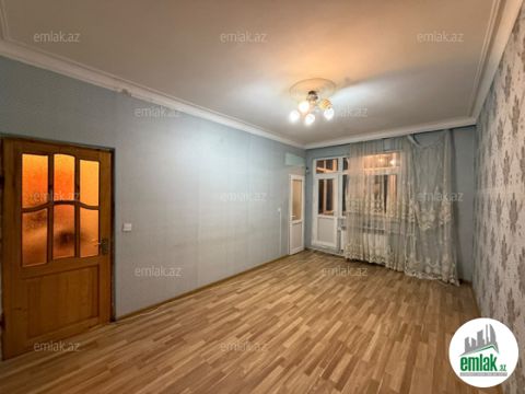 Satılır 2 otaqlı 55 m² köhnə tikili 6 mkr