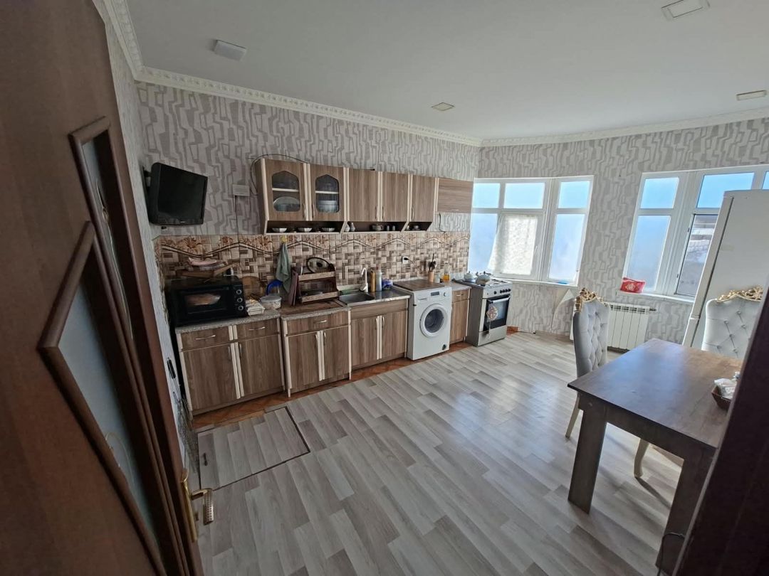 Satılır 4 otaqlı həyət evi/bağ evi 120 m² — Ev, villa, Bakı (7)