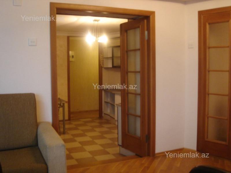 Satılır 4 otaqlı Bina evi menzil (Köhnə tikili), 100 m², Nərimanov rayonu — Mənzil, Bakı (4)