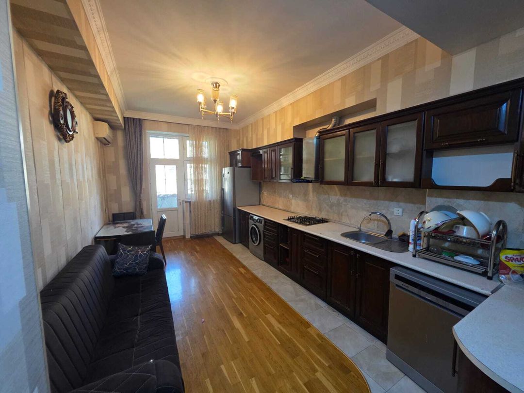 İcarəyə verilir 3 otaqlı yeni tikili 130 m² — Mənzil, Bakı (7)