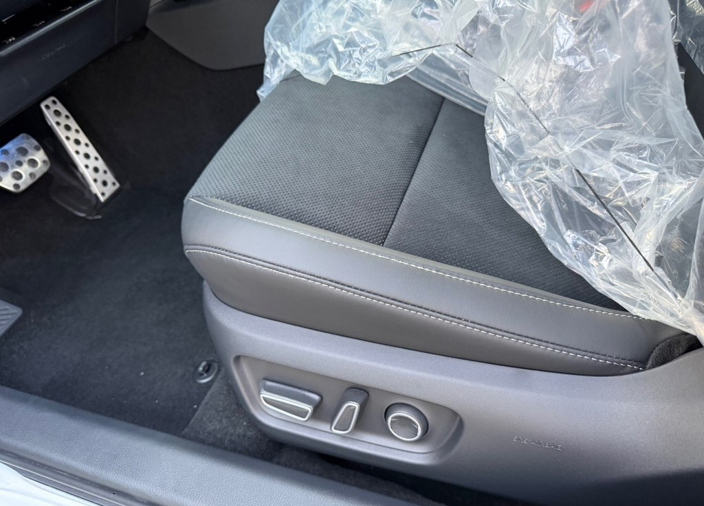Toyota Camry, 2026 il, 0 km, 2 L — Avtomobillər, Bakı (11)
