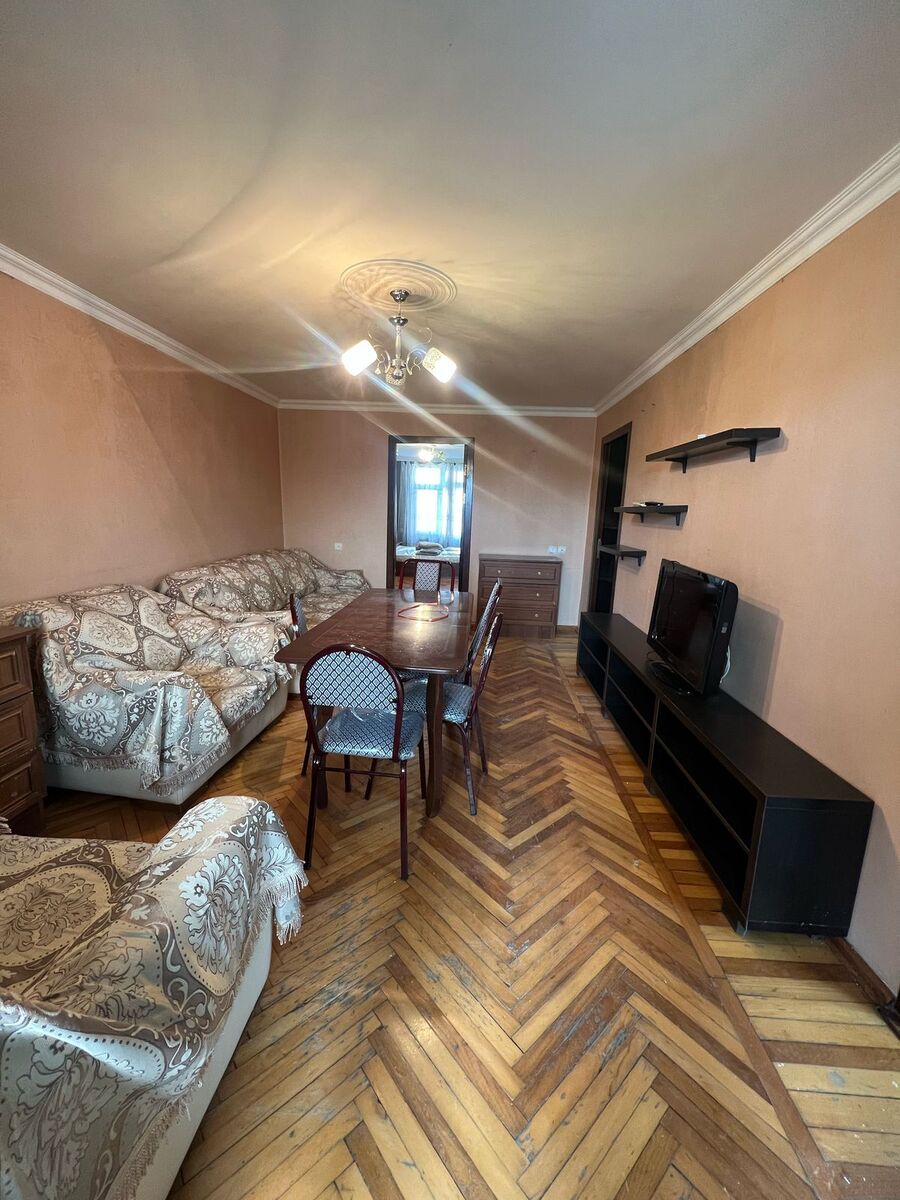 İcarəyə verilir 2 otaqlı köhnə tikili 60 m² — Mənzil, Bakı