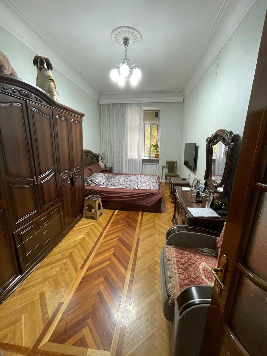 Satılır 5 otaqlı köhnə tikili 140 m² — Mənzil, Bakı (6)