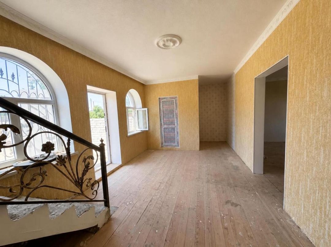 Satılır 6 otaqlı həyət evi/bağ evi 190 m² — Ev, villa, Bakı (2)