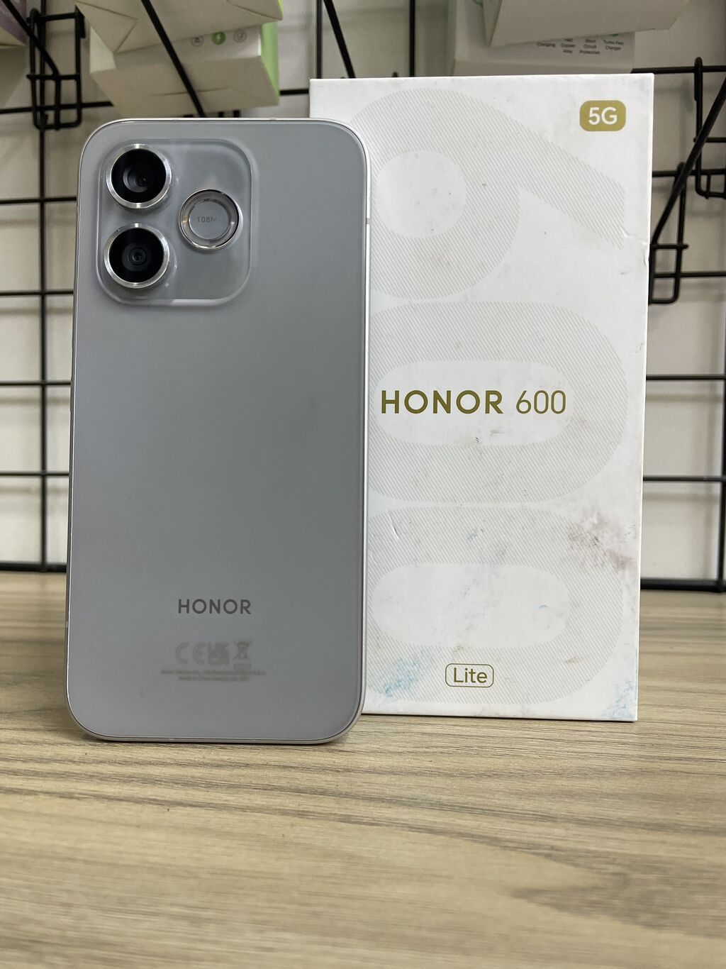 Honor 400 Lite, 256 GB, rəng - Boz, Simsiz şarj, Face ID — Honor, Güzdək (3)