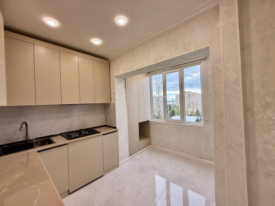 Satılır 2 otaqlı köhnə tikili 65 m² — Mənzil, Bakı (8)