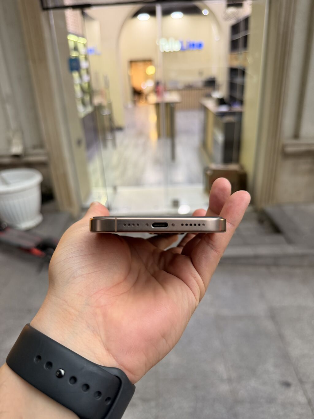 IPhone 16 Pro Max, 1 TB, Desert Titanium, Zəmanət, Kredit, Simsiz şarj — Apple iPhone, Bakı (4)