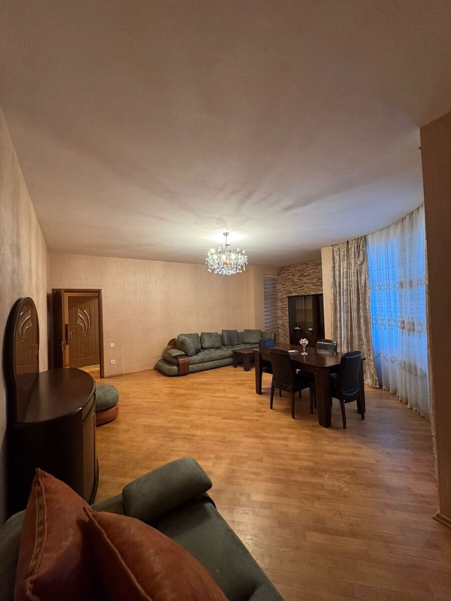 İcarəyə verilir 3 otaqlı yeni tikili 150 m² — Mənzil, Bakı (2)