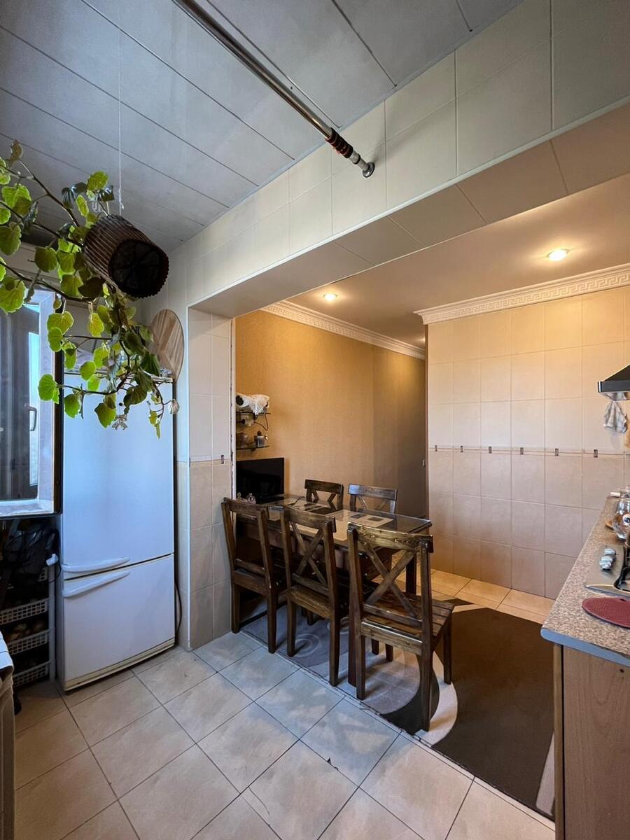 Satılır 4 otaqlı köhnə tikili 100 m² — Mənzil, Bakı (10)