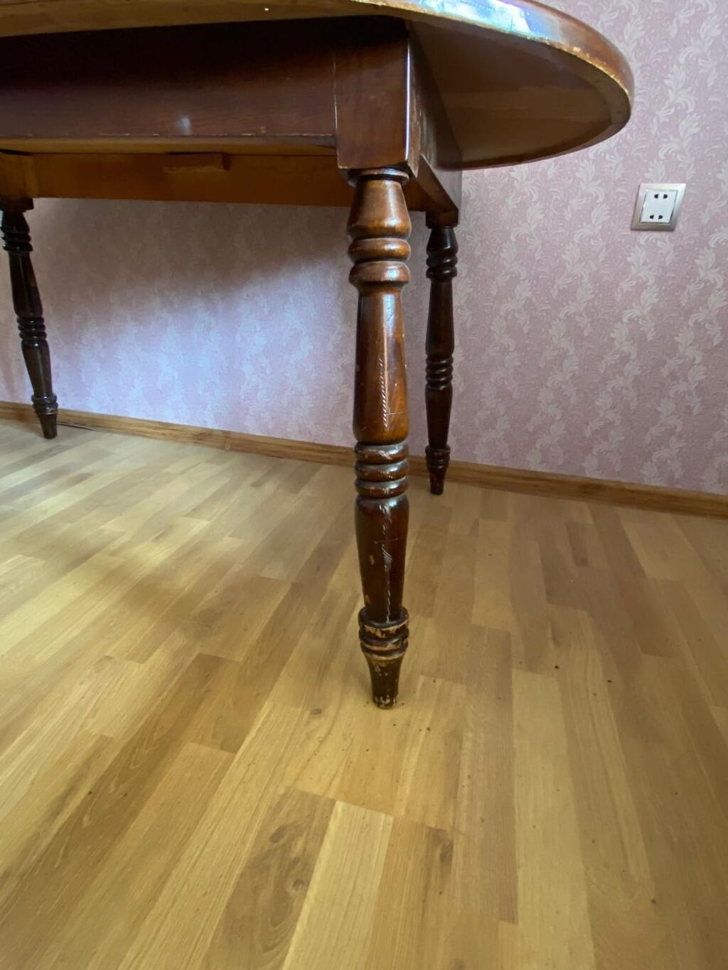 Açıq qəhvəyi rəngdə klassik oval yemək masası - Material: bərk ağac — Masalar, Bakı (3)