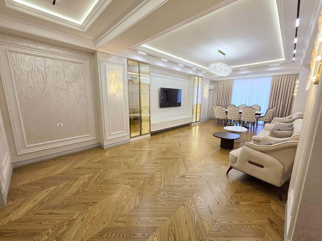 Satılır 4 otaqlı yeni tikili 233 m² — Mənzil, Bakı
