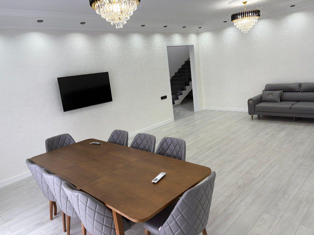 İcarəyə verilir 4 otaqlı həyət evi/bağ evi 390 m² — Ev, villa, Bakı (9)