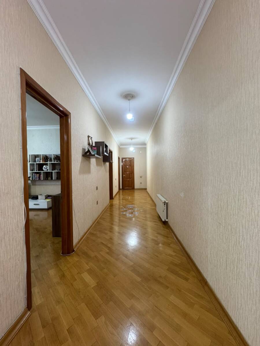 Satılır 4 otaqlı köhnə tikili 160 m² — Mənzil, Bakı (6)
