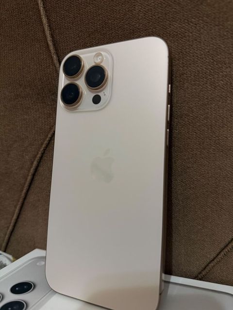 IPhone 16 Pro Max, 256 GB, Desert Titanium — Bakı