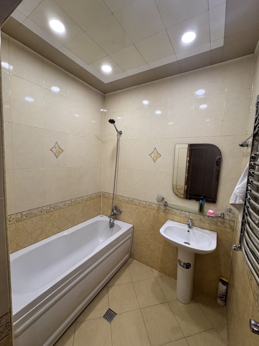 İcarəyə verilir 2 otaqlı yeni tikili 67 m² — Mənzil, Bakı (10)