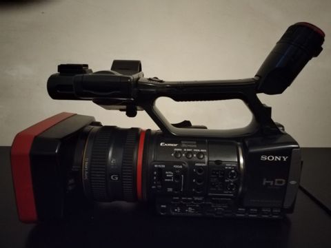 Videokamera Sony AX2000 — Balakən