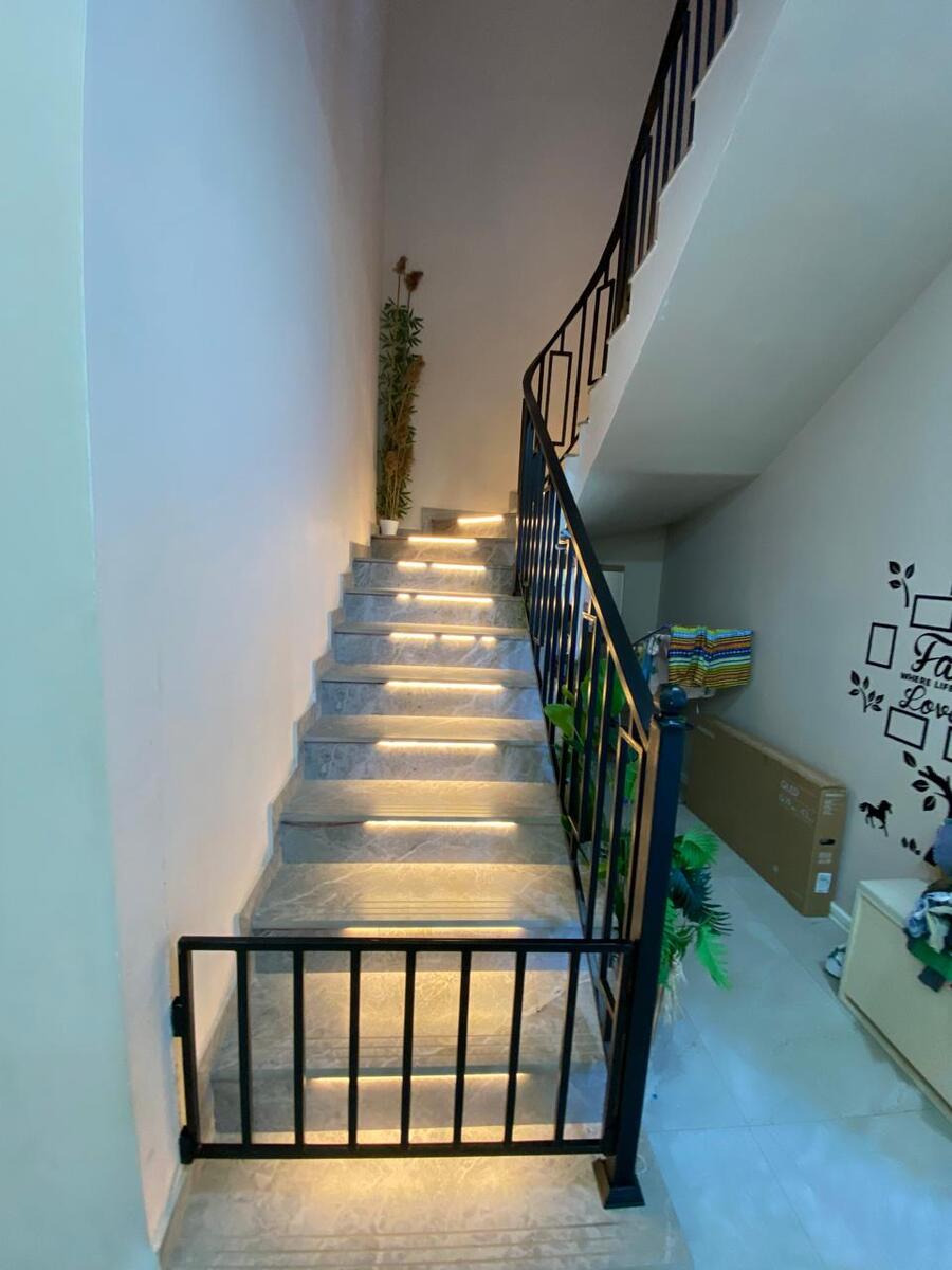 Satılır 5 otaqlı həyət evi/bağ evi 250 m² — Ev, villa, Bakı (11)
