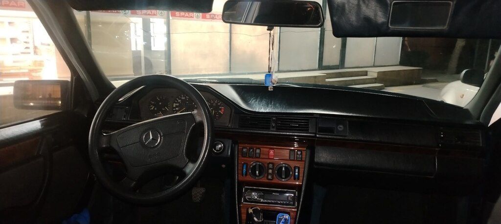 Mercedes 230 E, 2.3 L, 1988 il, 450 000 km 90-OA-279 — Avtomobillər, Bakı (9)