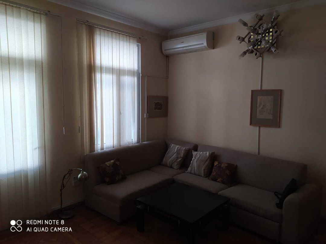 İcarəyə verilir 1 otaqlı köhnə tikili 51 m² — Mənzil, Bakı (2)