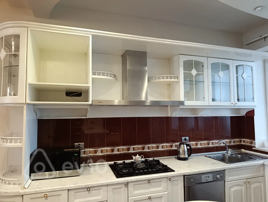 3 otaqlı mənzil, 176 m², Həsən bəy seyidbəyli — kirayə — Mənzil, Bakı (4)