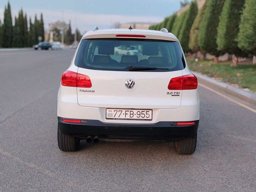 Volkswagen Tiguan, 2.0 L, 2011 il, 173 000 km 77-FB-955 — Avtomobillər, Gəncə (5)