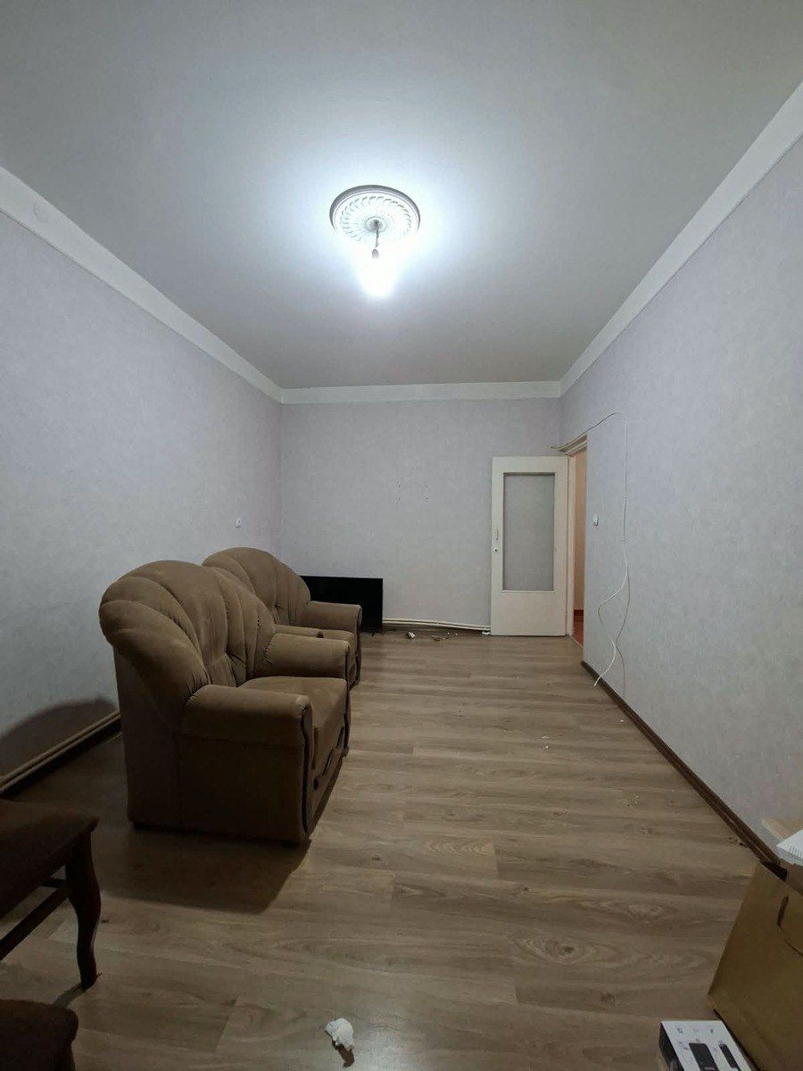 İcarəyə verilir 2 otaqlı köhnə tikili 74 m² — Mənzil, Bakı (2)