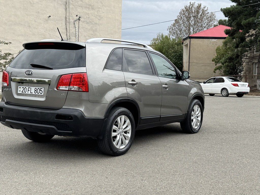Kia Sorento, 2.0 L, 2011 il, 207 000 km 20-FL-805 — Avtomobillər, Gəncə (8)