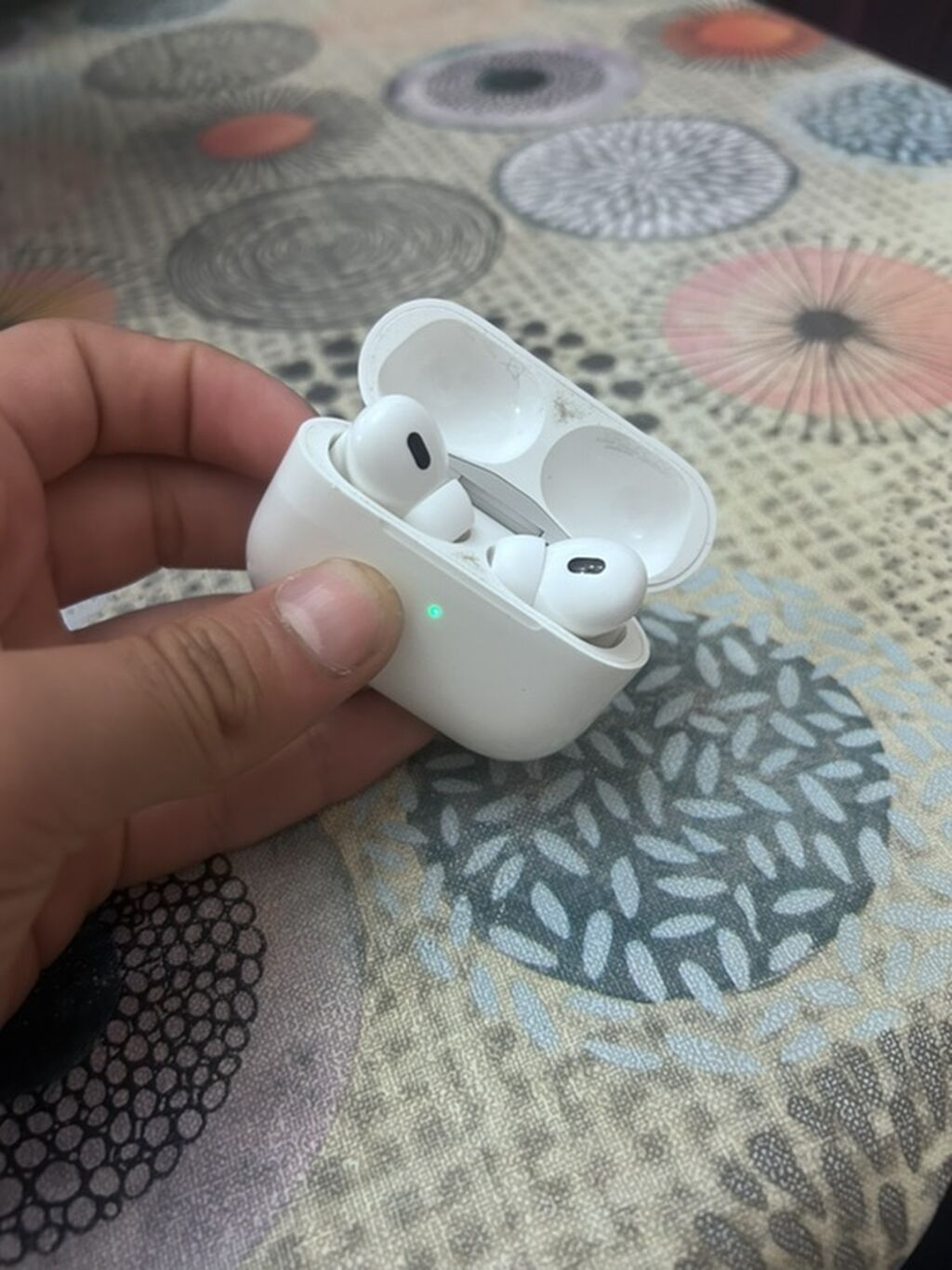 Airpods pro 2 ucuz goyulmasi sebebi odur ki sag gulagin anc ve — Qulaqcıqlar, Bakı (3)