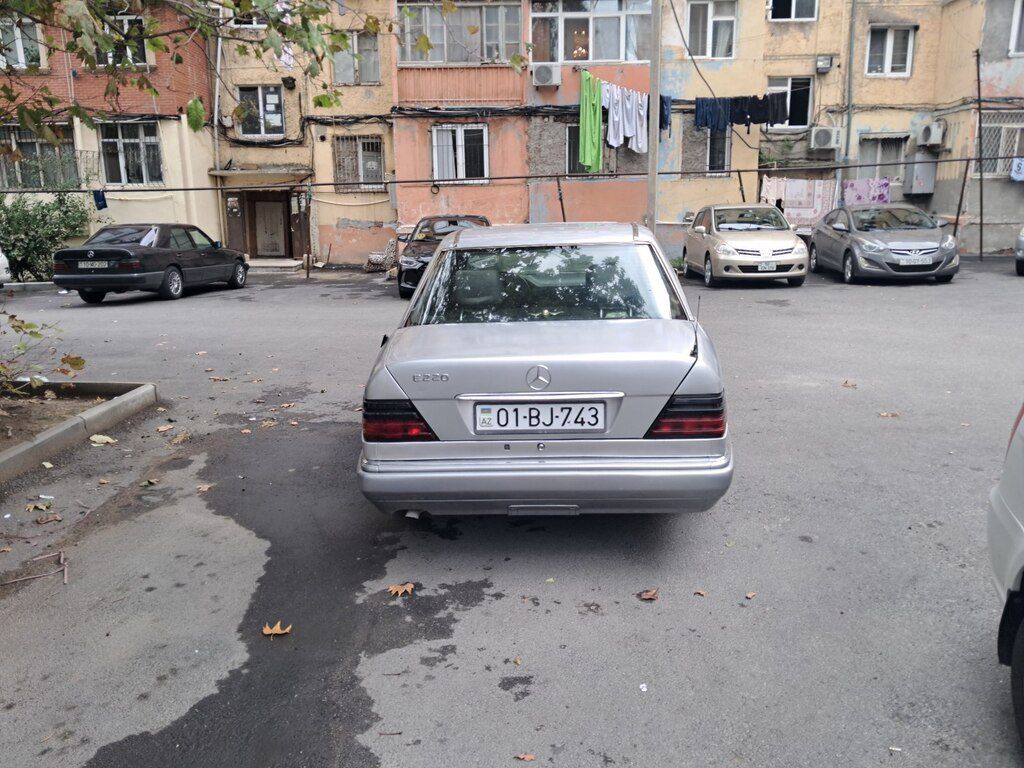 Mercedes E 220, 2.2 L, 1995 il, 764 000 km 01-BJ-743 — Avtomobillər, Xırdalan (4)