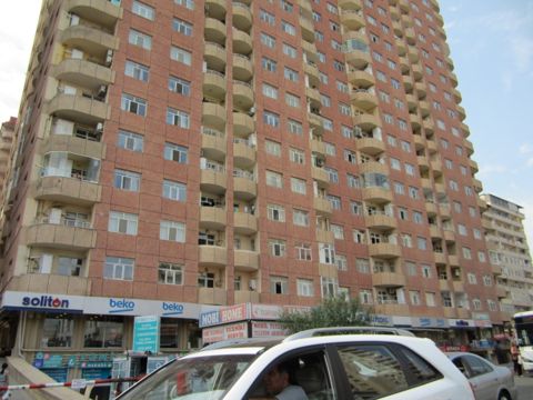 2-otaqlı yeni tikili kirayə verilir, Əsəd Əhmədov küç., 62 m² — Bakı