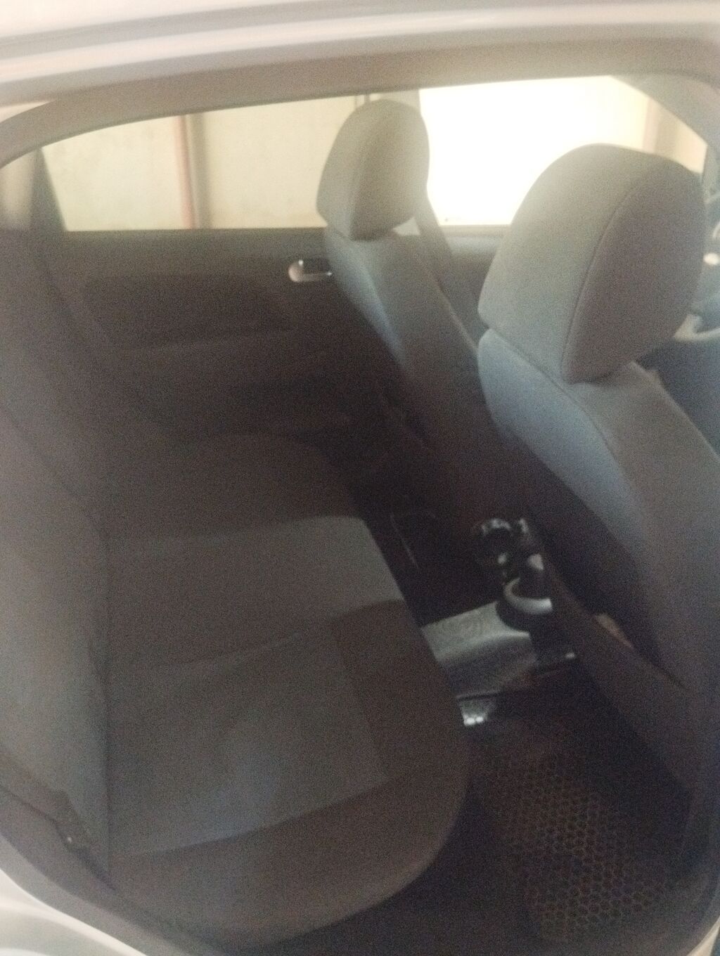 Ford Fiesta: 1.6 l Hetçbek 99-RO-402 — Avtomobillər, Novxanı (6)