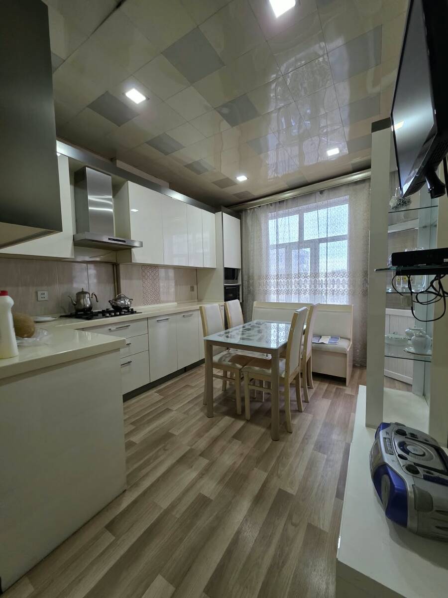 İcarəyə verilir 2 otaqlı yeni tikili 85 m² — Mənzil, Bakı (7)