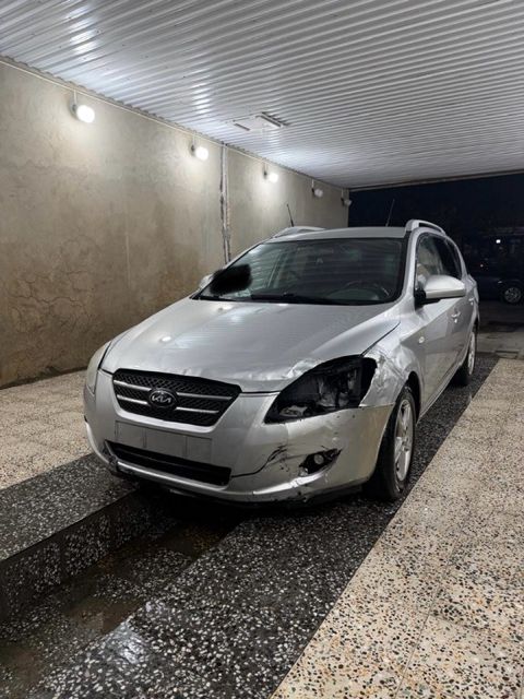 Kia Ceed SW, 1.6 L, 2008 il, 295 000 km — Bakı