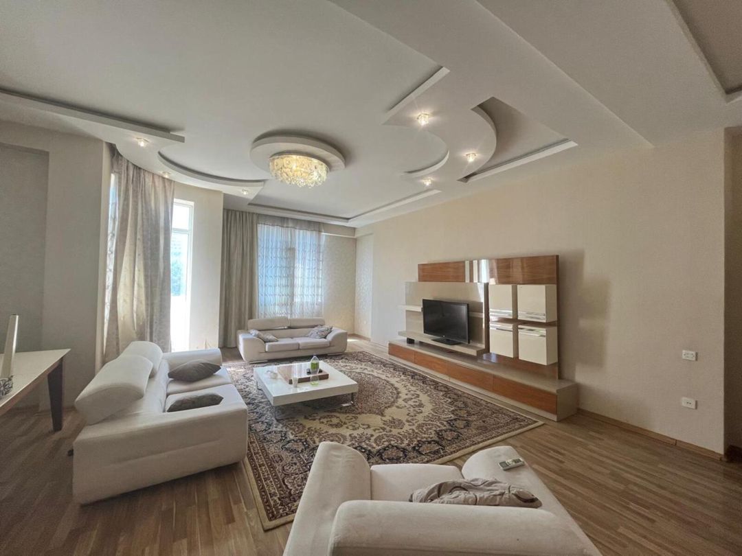 İcarəyə verilir 3 otaqlı yeni tikili 165 m² — Mənzil, Bakı (5)