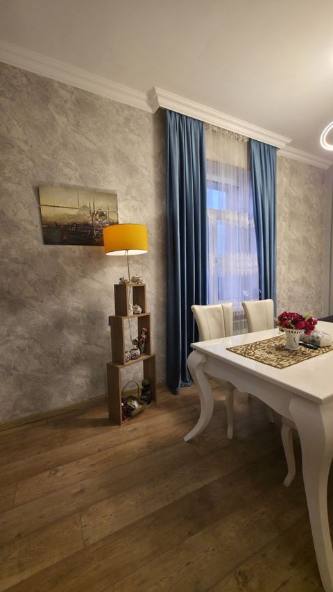 İcarəyə verilir 2 otaqlı köhnə tikili 45 m² — Bakı