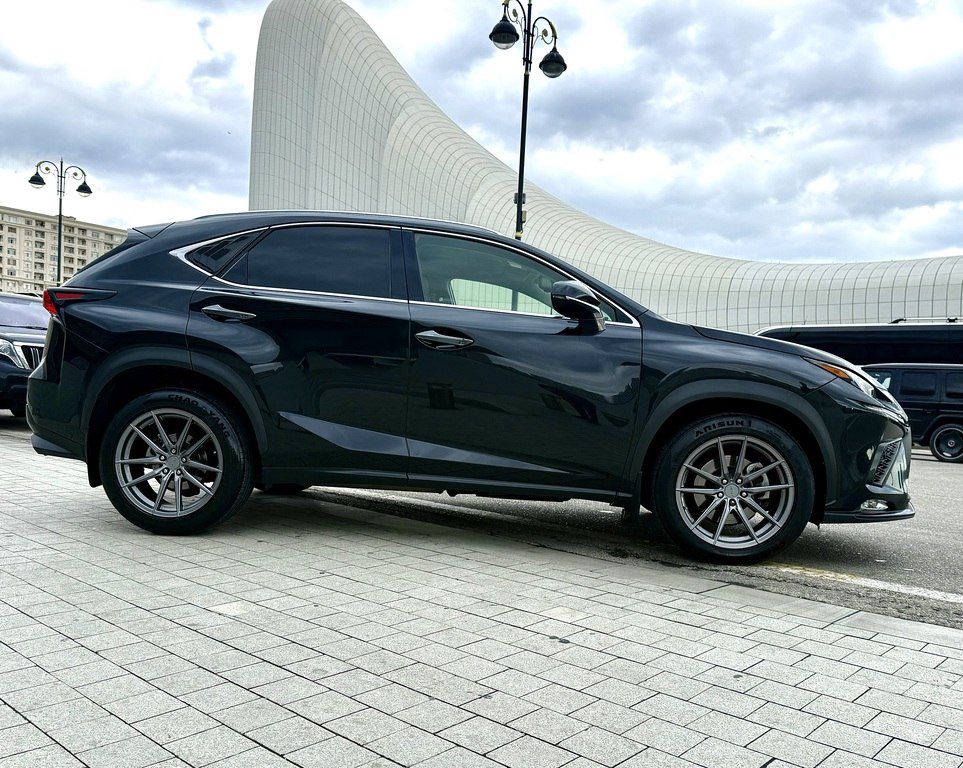 Lexus NX 300, 2.0 L, 2019 il, 258 000 km — Avtomobillər, Bakı (7)