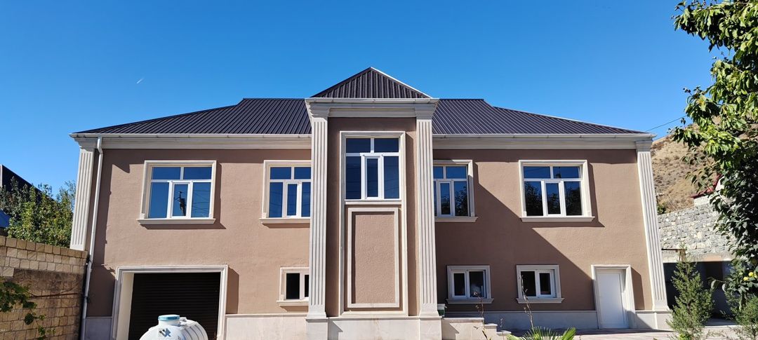 Satılır 10 otaqlı həyət evi/bağ evi 300 m² — Ev, villa, Şəki (2)