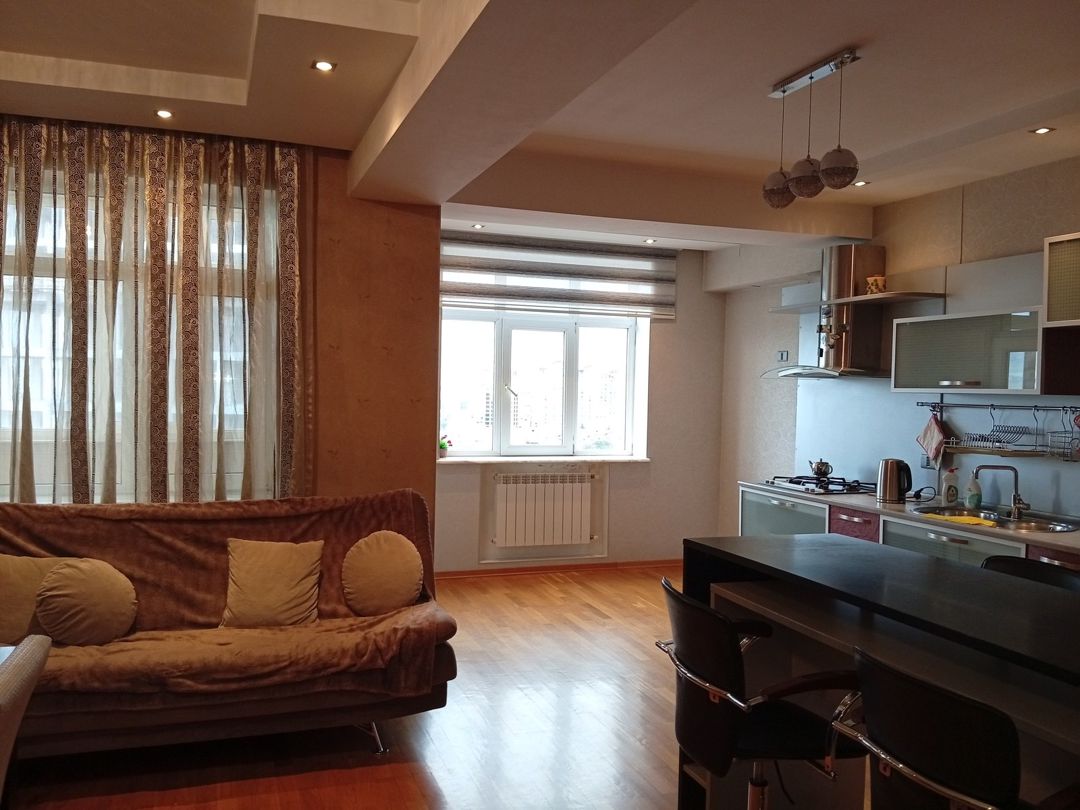 Satılır 2 otaqlı yeni tikili 82 m² — Mənzil, Bakı (12)