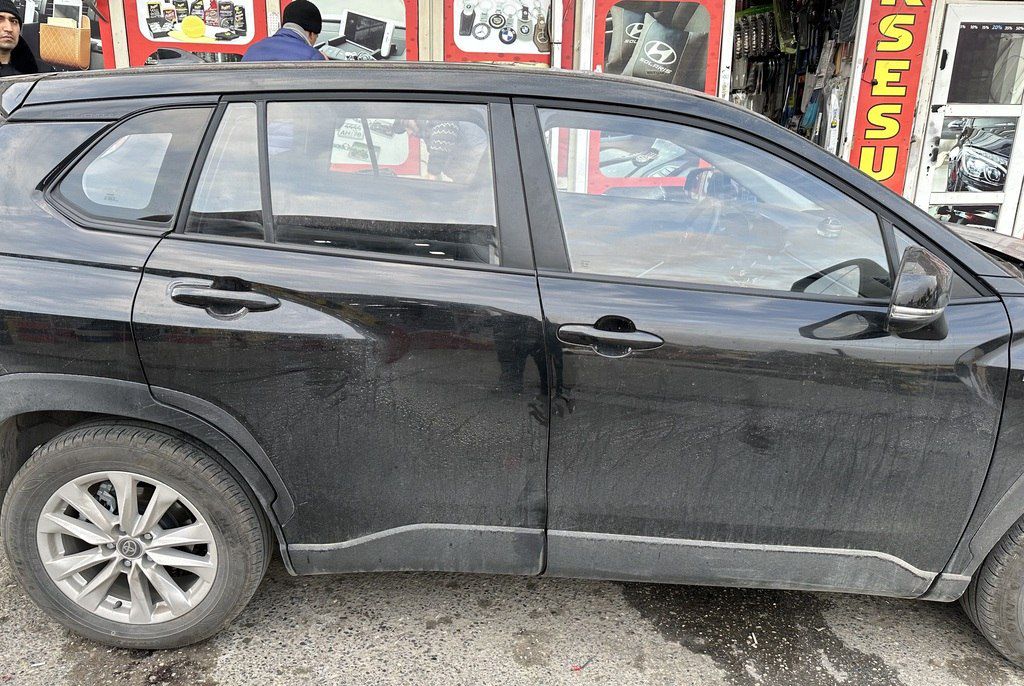 "Toyota Corolla Cross 2024" şüşə qirağı xromu — Ehtiyat hissələri və aksesuarlar, Bakı (3)