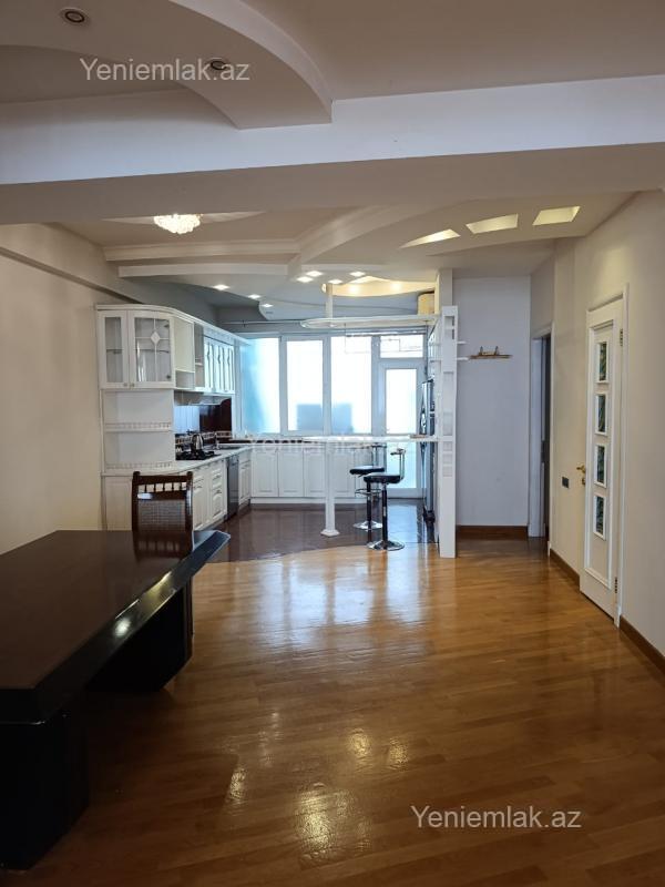 Kirayə 3 otaqlı Bina evi menzil (Yeni tikili), 175 m², Səbail rayonu — Mənzil, Bakı (7)