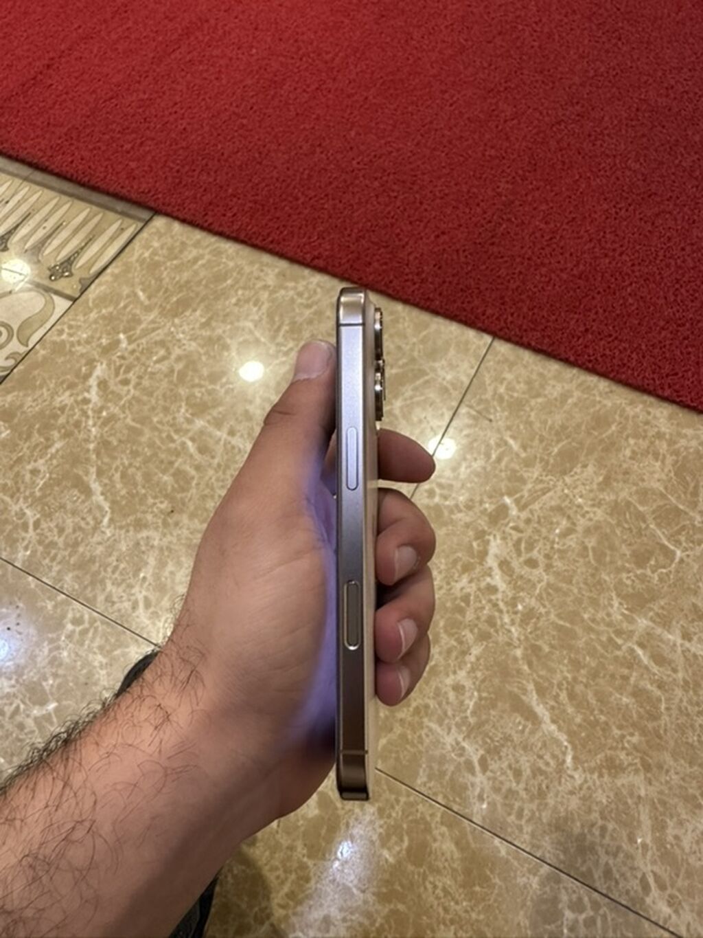 IPhone 16 Pro, 128 GB, Qızılı, Face ID — Apple iPhone, Gəncə (2)