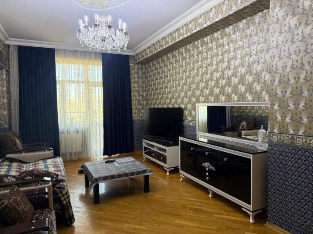 Satılır 3 otaqlı yeni tikili 130 m² — Mənzil, Bakı (3)