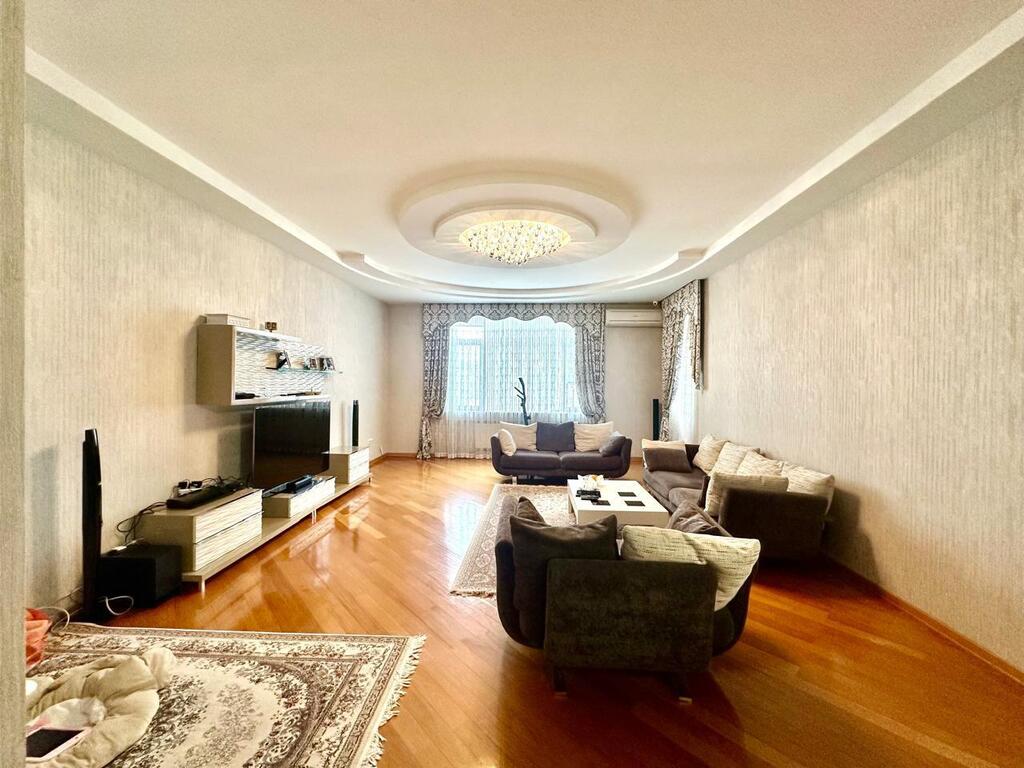 Satılır 7 otaqlı yeni tikili 324 m² — Mənzil, Bakı (4)