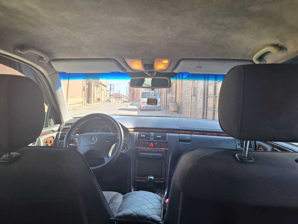 Mercedes E 240, 2.6 L, 2000 il, 180 000 km 10-NY-384 — Avtomobillər, Bakı (4)