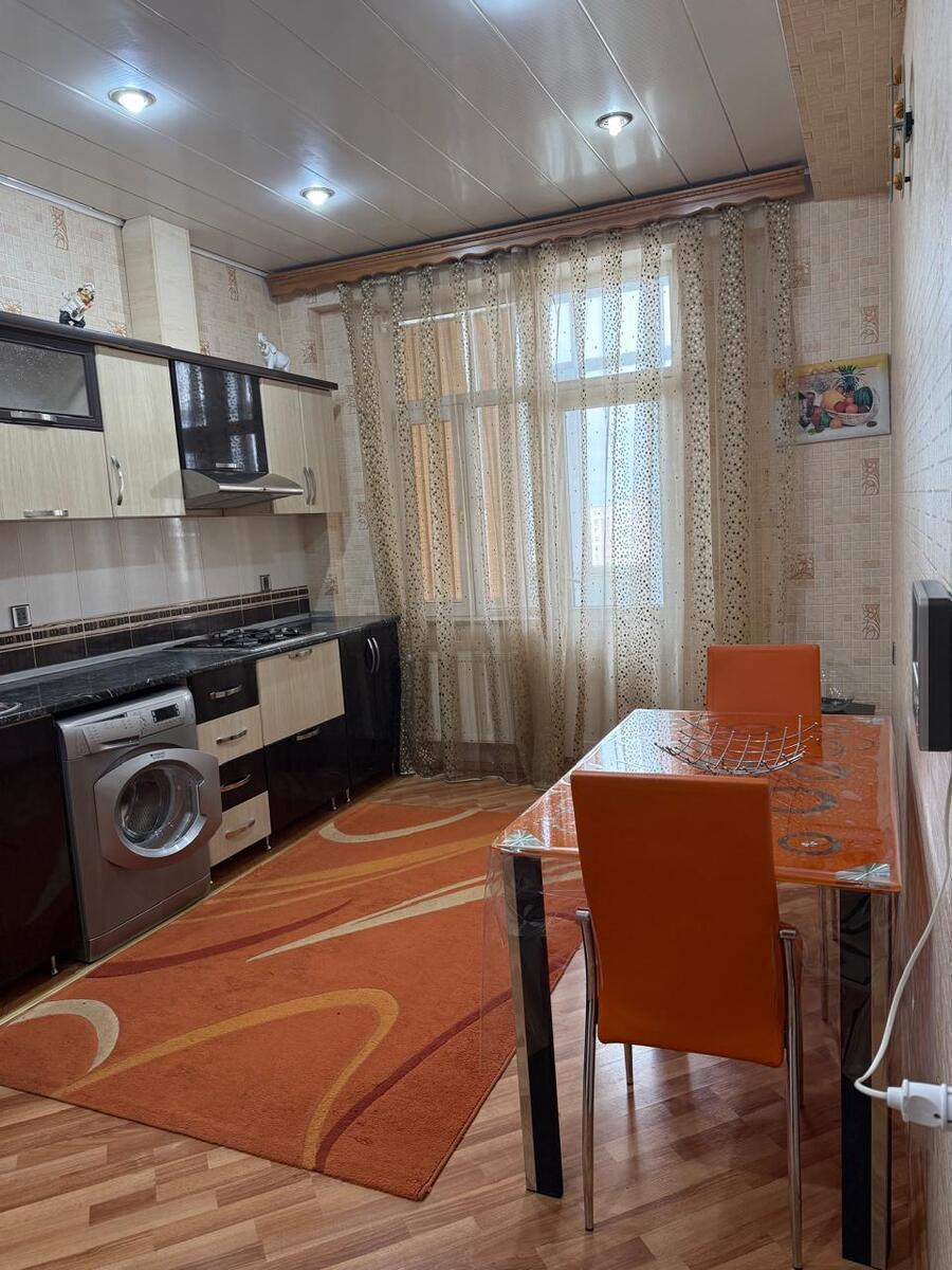 İcarəyə verilir 2 otaqlı yeni tikili 87 m² — Mənzil, Bakı (6)