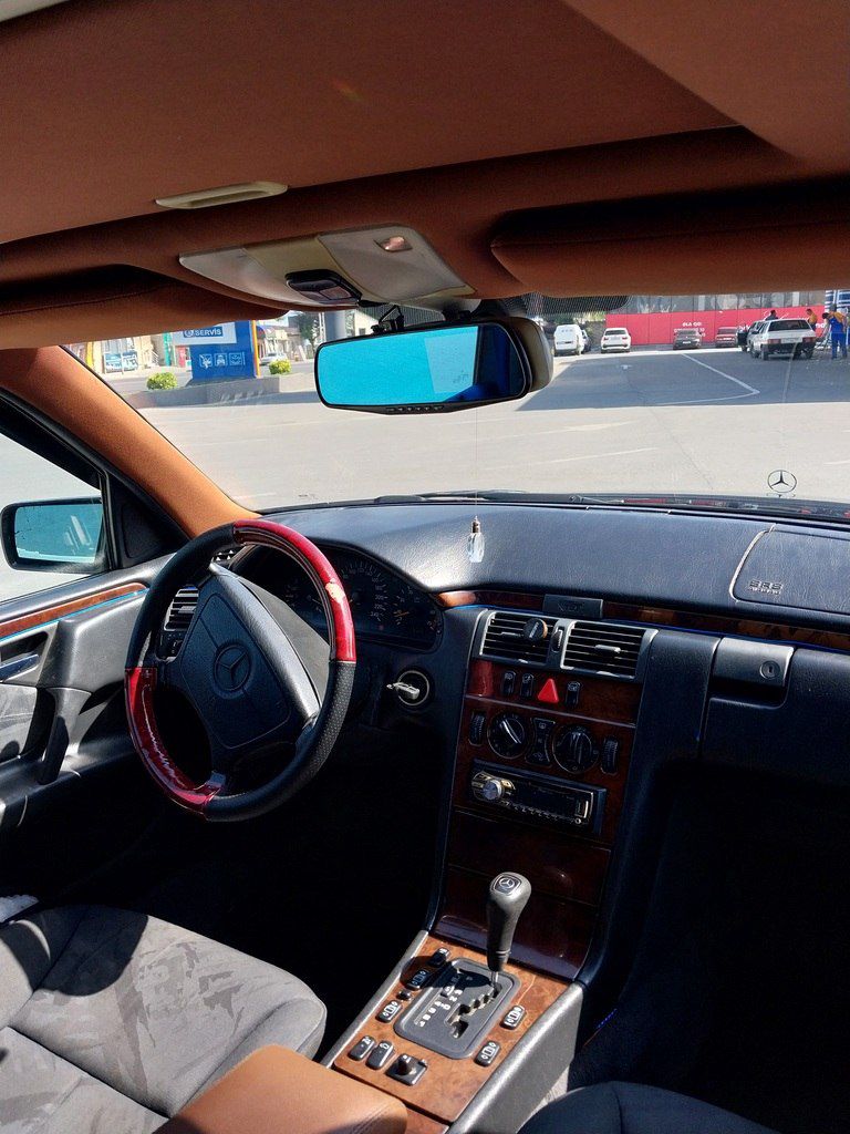 Mercedes E 200, 2.0 L, 1997 il, 410 000 km 77-GA-731 — Avtomobillər, Bakı (5)